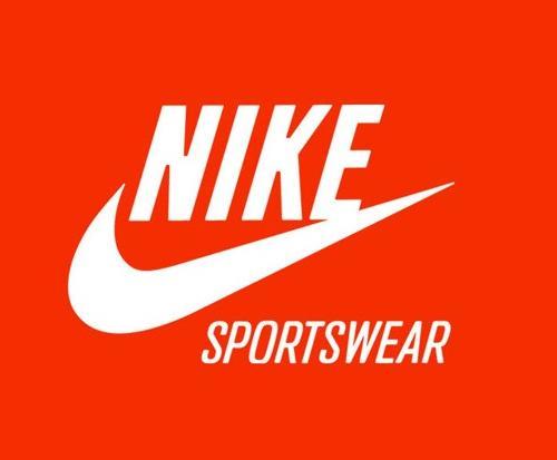 NIKE SPORTSWEAR